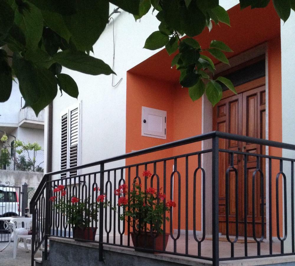 Il Gruccione Bed and Breakfast Sant'Omero Εξωτερικό φωτογραφία